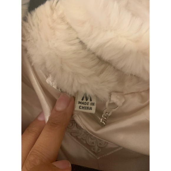 VINTAGE Jou Jou Cozy Faux White Fur Collar Jacket - Picture 9 of 10